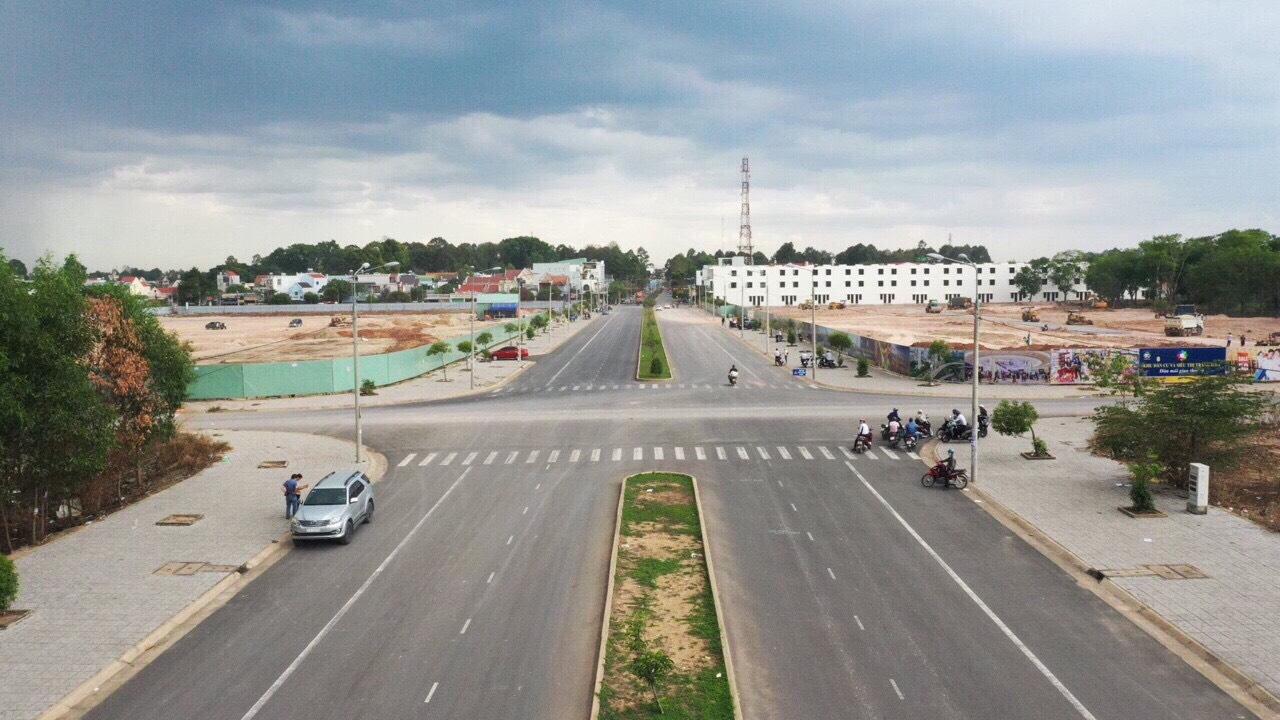 KHU DÂN CƯ VÀ SIÊU THỊ TRẢNG BOM