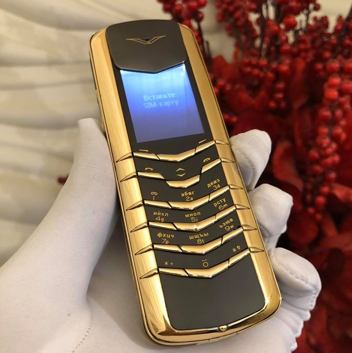 VERTU SIGNATURE M VÀNG KHỐI